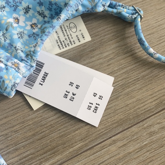 Blue Bikini - Picture 3 of 3